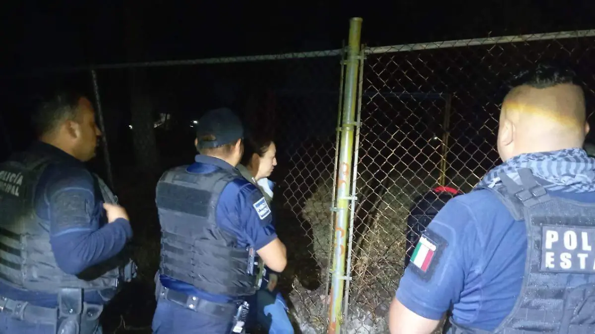 Frustran vecinos de Santa Anita Huiloac robo (2)