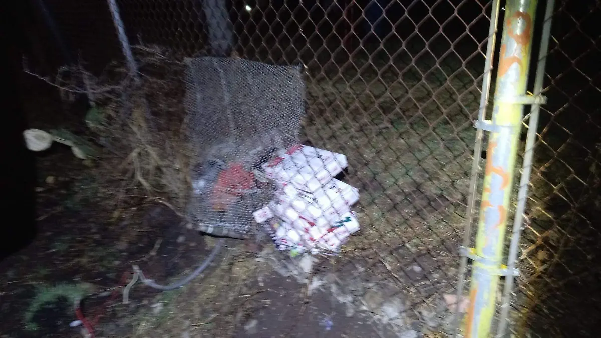 Frustran vecinos de Santa Anita Huiloac robo (3)