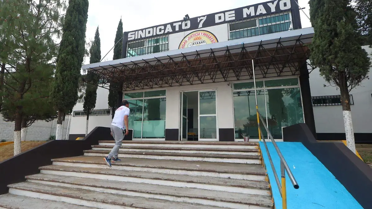 7 de Mayo 13