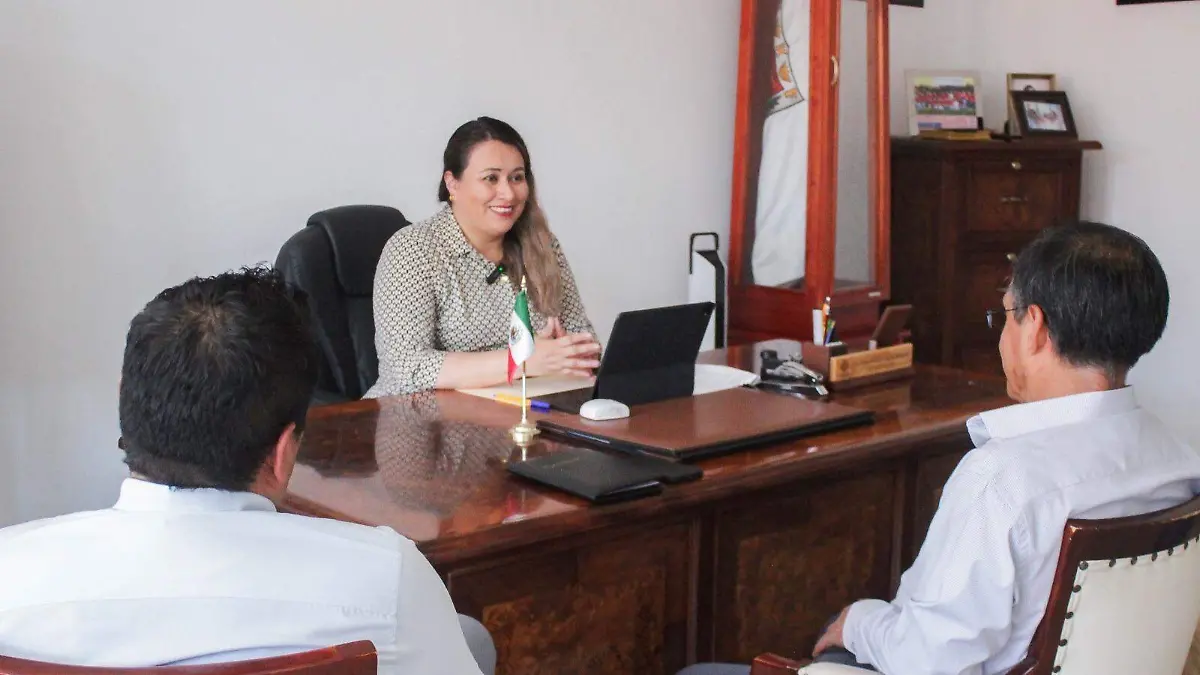 Consolida Blanca Angulo cercanía ciudadana (1)