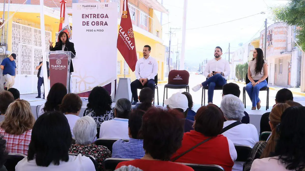 gobierno estatal entrega obras en Apetatitlán 4