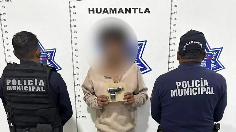 Aseguran a hombre armado tras reporte ciudadano en el barrio La Preciosa, Huamantla