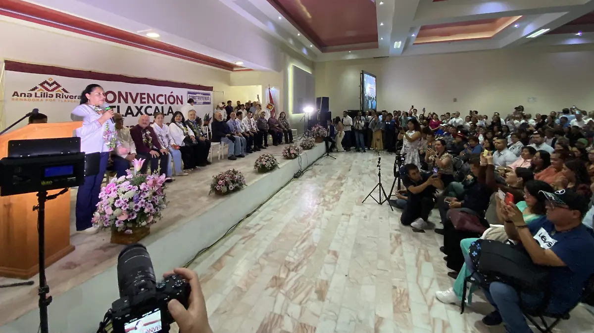 CONVENCIÓN ANA LILIA 13