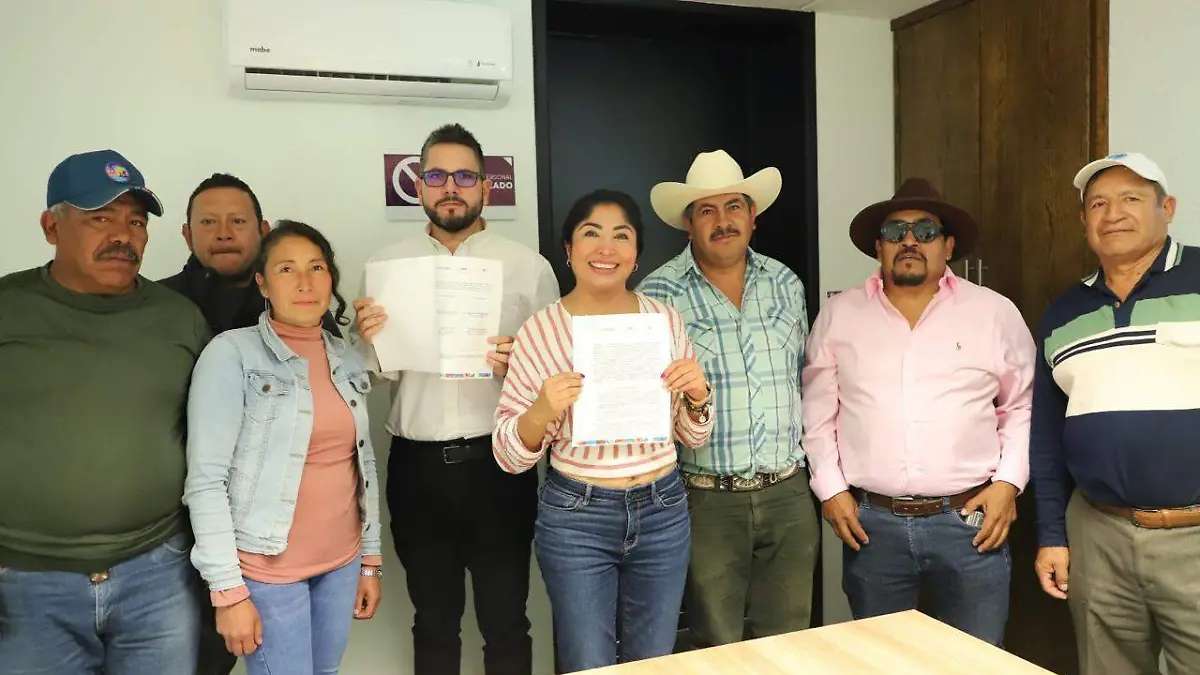 GOBIERNO CON ACCIONES