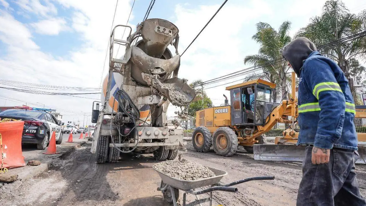 Alcalde Alfonso Sánchez supervisa avances de obra (7)