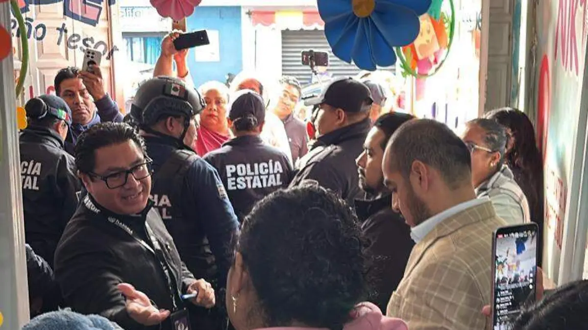 A la deriva más de 40 niños tras desalojo