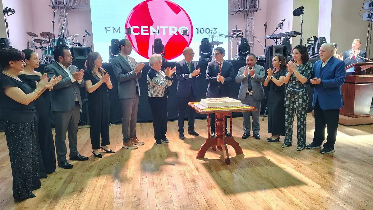 Celebra FM Centro 45 años de conectar generaciones  4