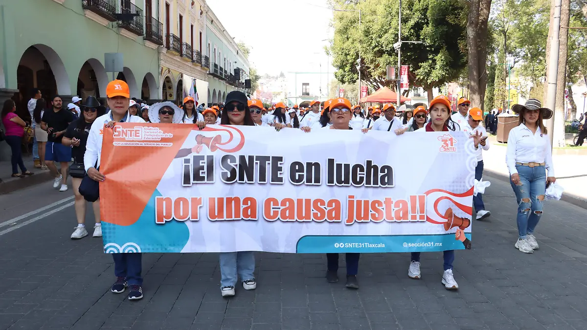 PRIMERO DE MAYO (2)