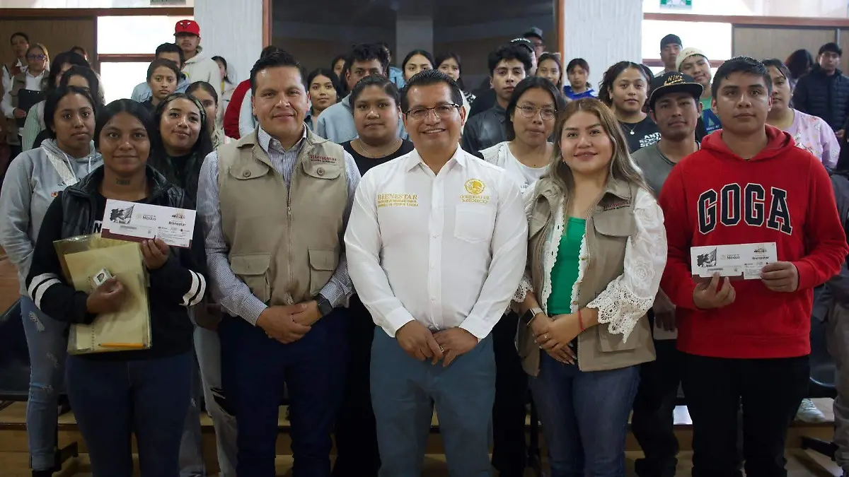 TARJETAS JOVENES