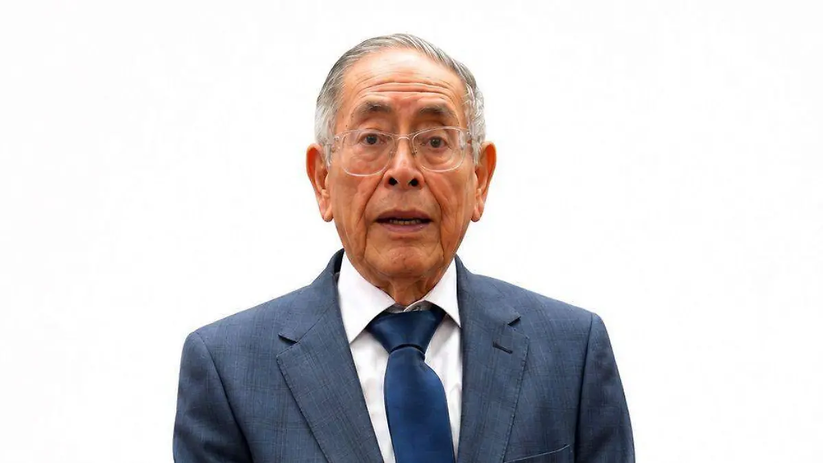 Fallece el destacado político Javier García González