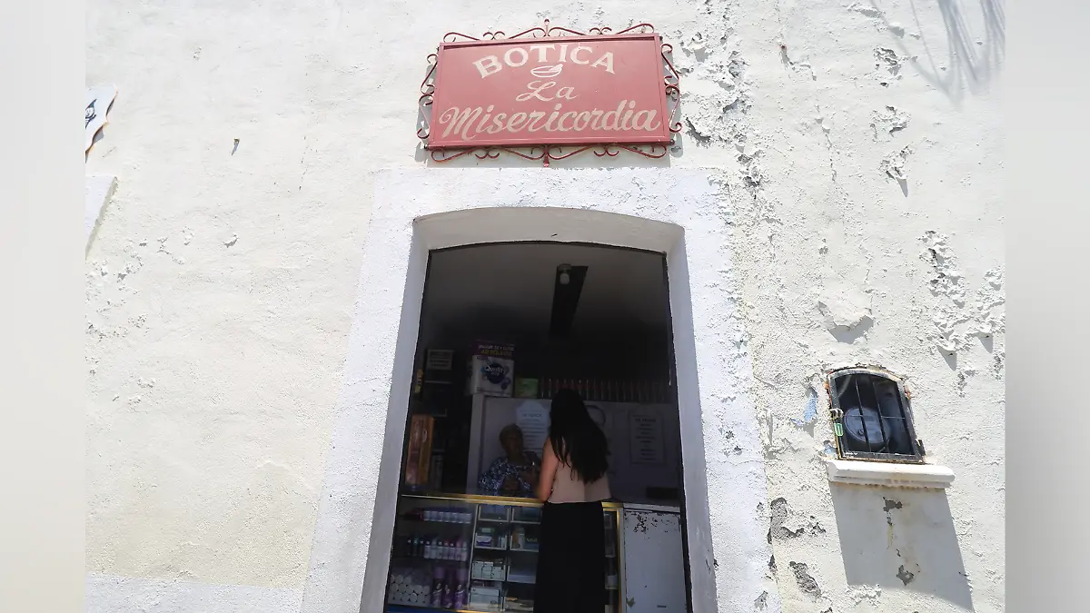 Botica Misericordia (4) 4
