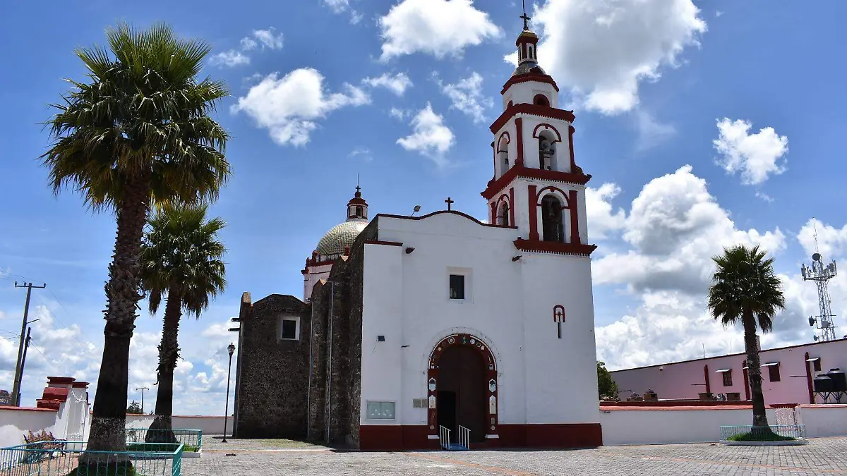 Roban limosnas y destruyen sistema de videovigilancia en parroquia de Tecopilco
