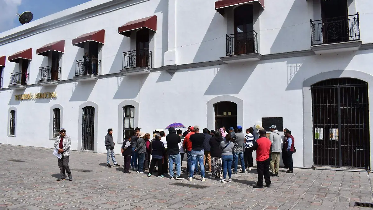 Pasan pobladores de Santa Cruz Tlaxcala de la protesta a los acuerdos (2)