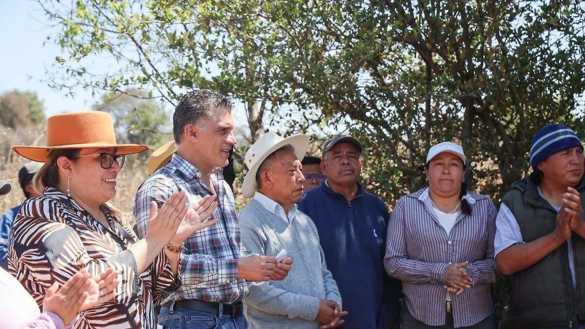 Autoridades municipales de Chiautempan y representantes de la AAMTLAX fortalecen la  (1)