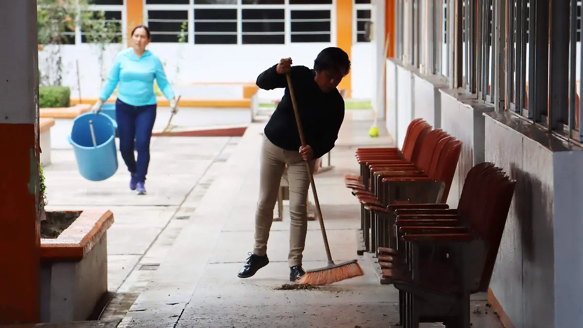 DAÑOS ESCUELAS (6)
