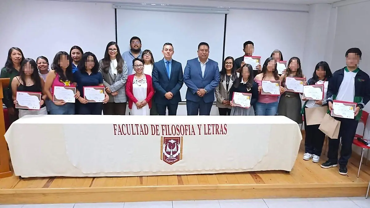 UATX PREMIA LLEVA (1)