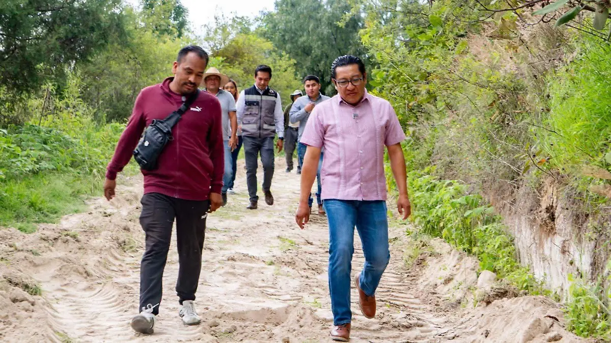 Renuevan 240 metros de red de agua potable en Los Reyes Quiahuixtlán 1