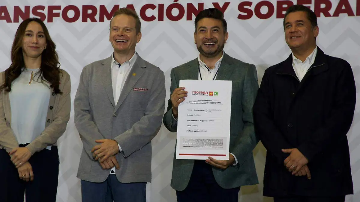 Chava Santos formaliza su registro  9