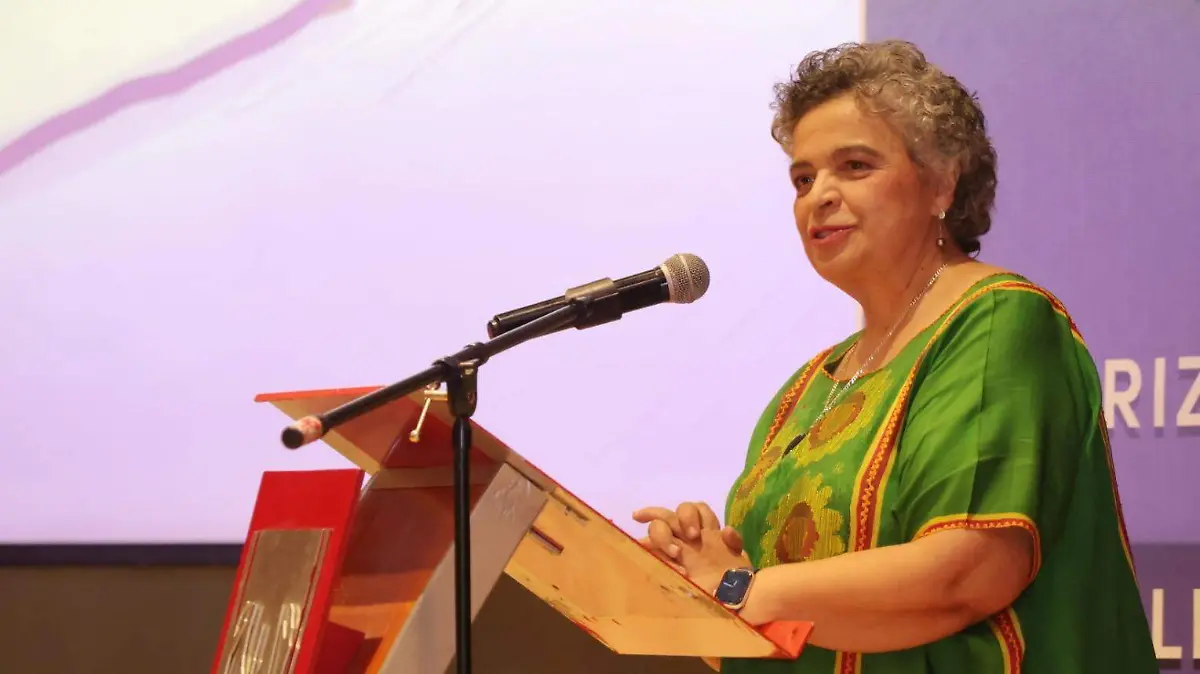 Presentación Libro Beatriz Paredes 6