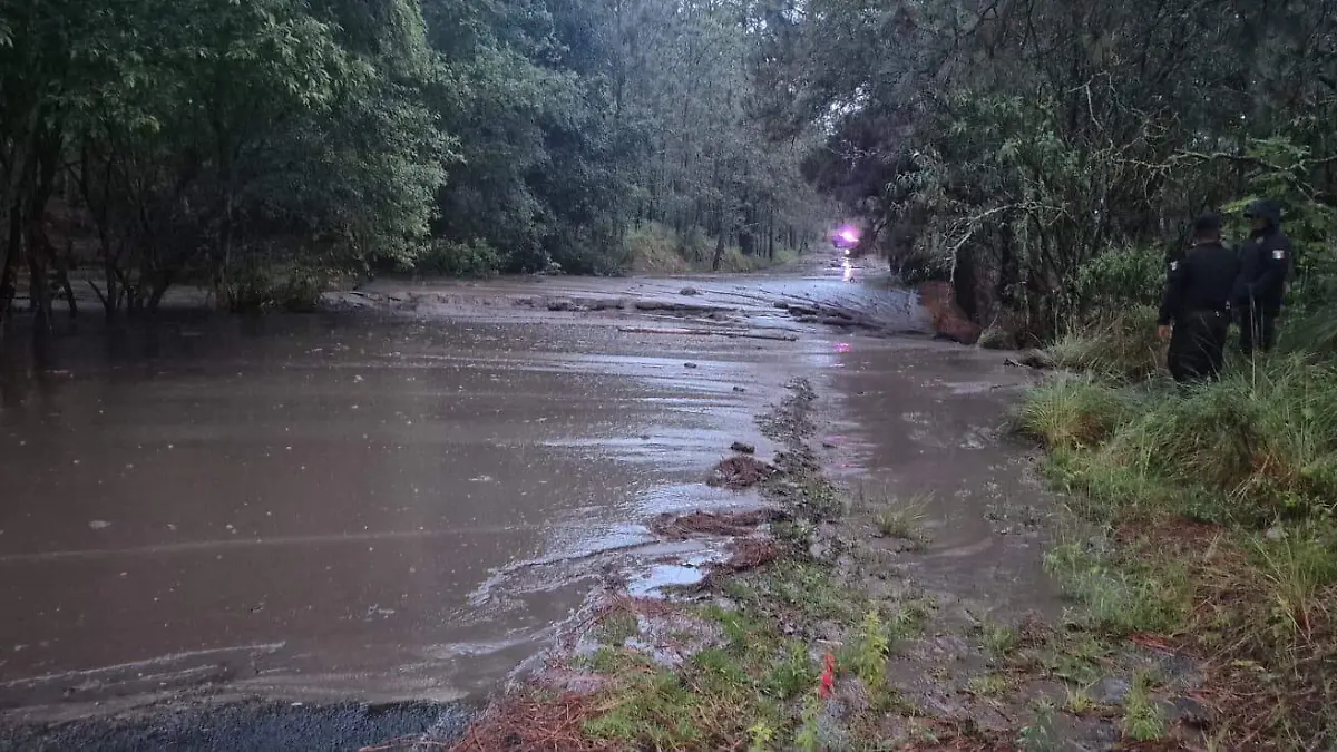 SMA informa cierre temporal de un tramo de la carretera perimetral del Parque Nacional Malinche (1)