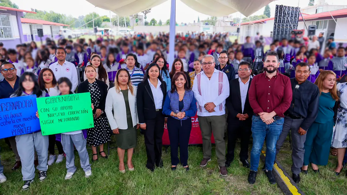 Gobierno estatal fortalece el desarrollo de Quilehtla con nuevo plantel de bachillerato y vialidad (3)