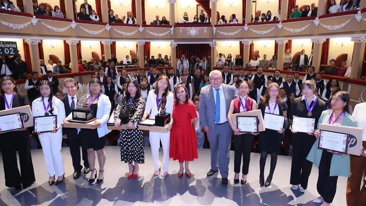 Impulsa-Cobat-el-talento-estudiantil-con-la-Final-Estatal-de-Oratoria-2026-(5)