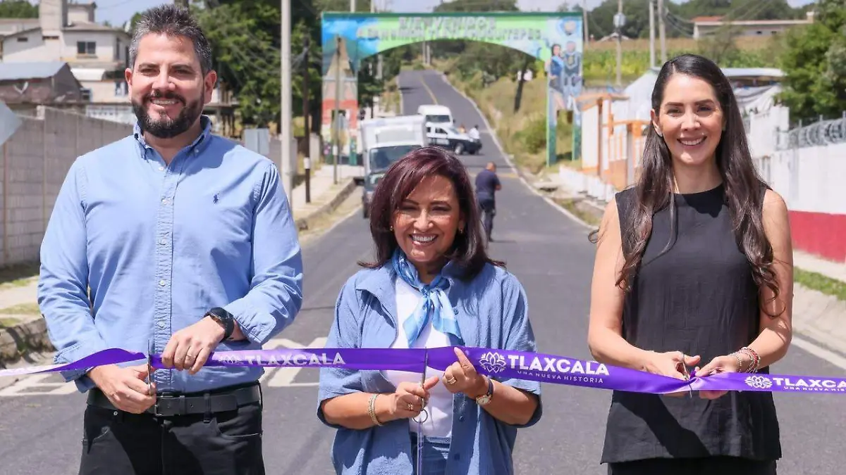 Entrega gobernadora obras que mejoran la movilidad en Xaltocan y Muñoz de Domingo Arenas (1)