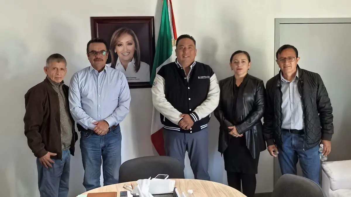 Refuerza Yauhquemehcan trabajo con CECyTE 1
