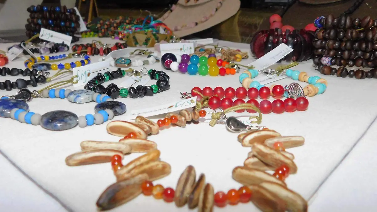 b4fe8fa5-af87-43ed-94e0-aeff85d9de67