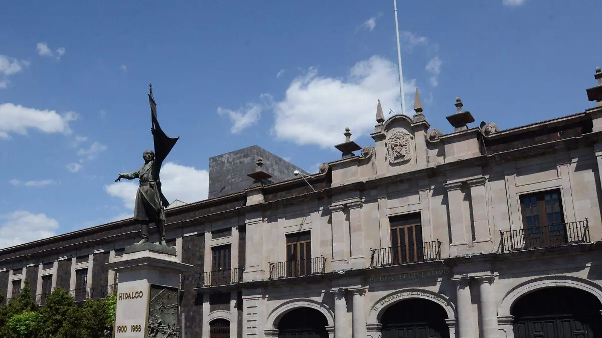 Camara de diputados Luis Camacho