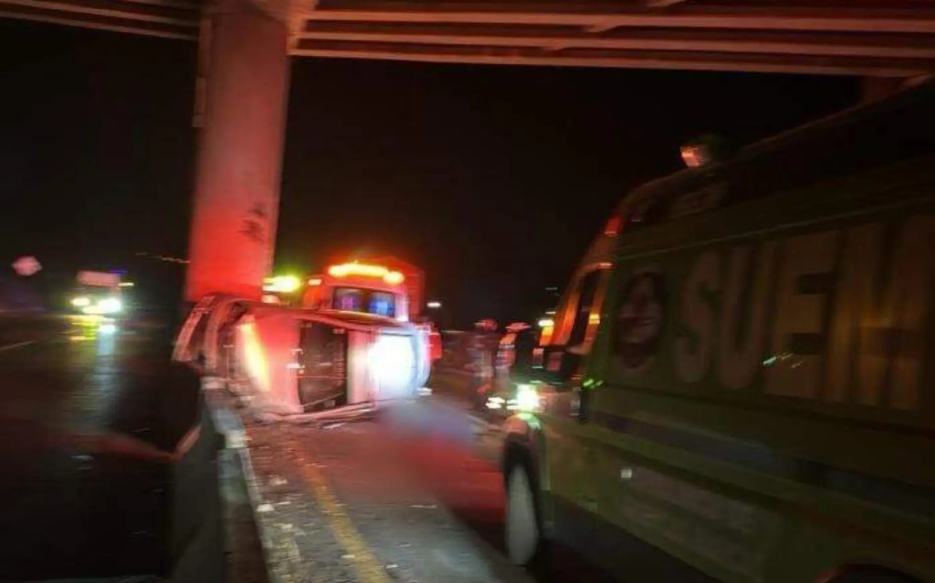 accidente-carretera-acambay-atlacomulco-un-muerto-choque-puente-suem-carretera-panamericana