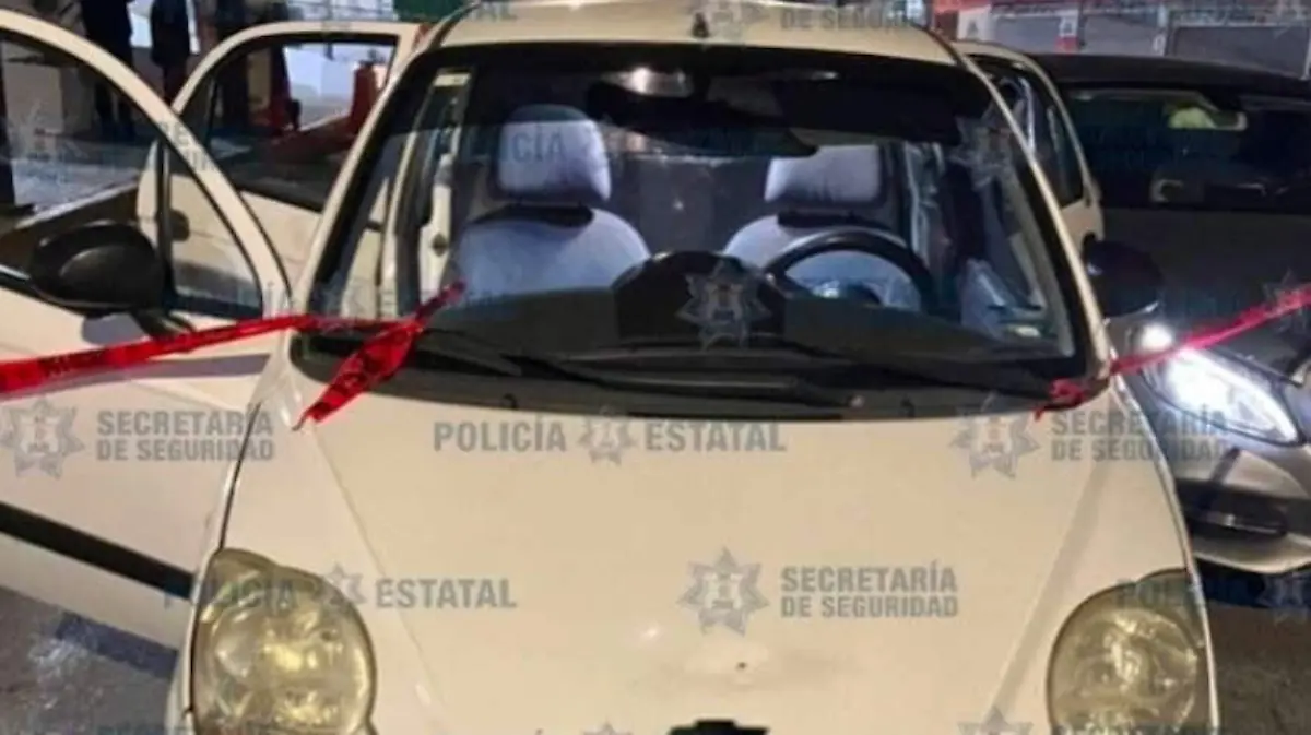 Caen-tres-sujetos-en-Coacalco-en-la-cajuela-del-auto-llevaban-a-un-hombre-sin-vida-1