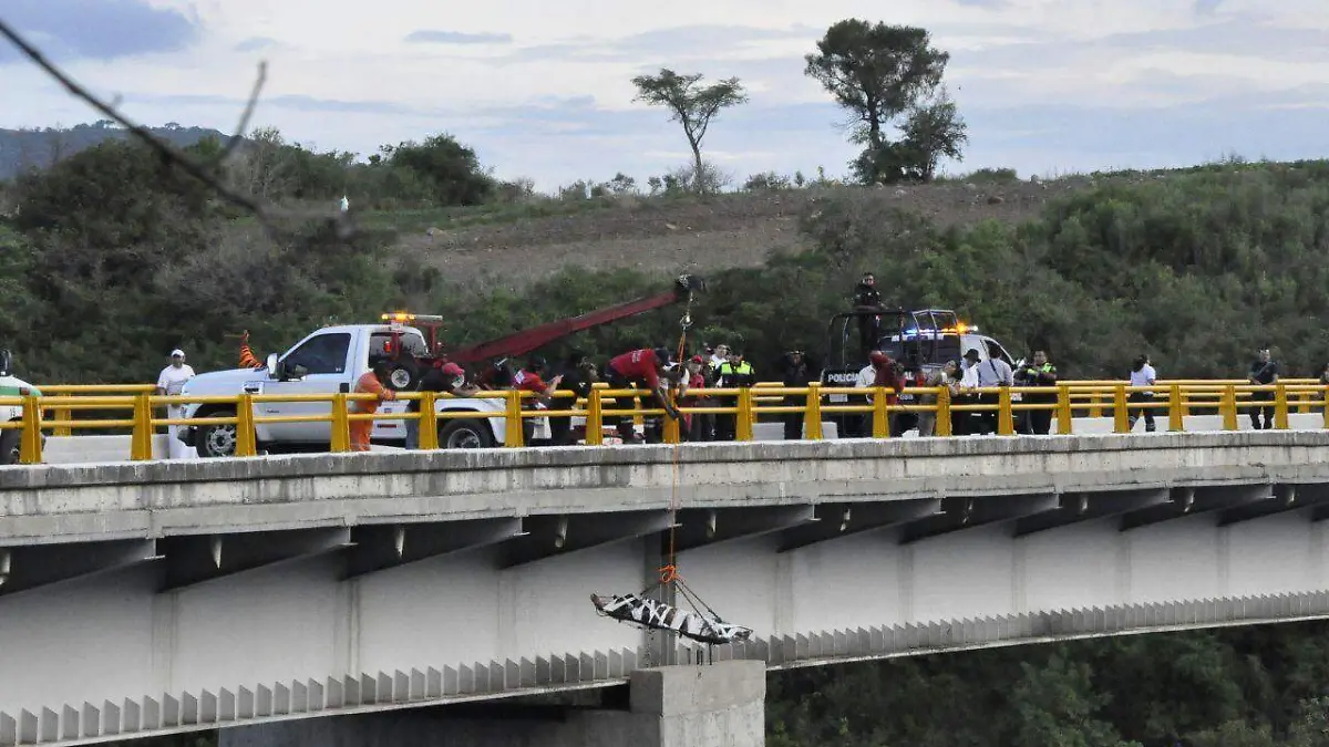 RESCATEPUENTECALDERÒN