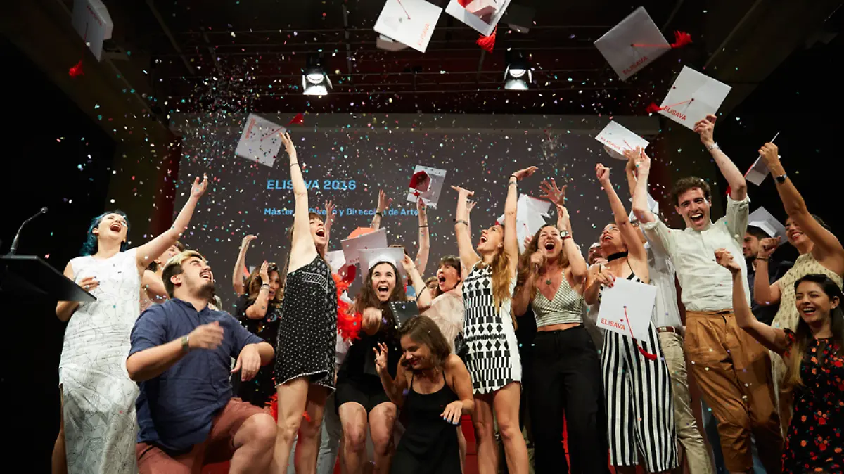 fiesta-graduacion-masters-postgrados-elisava-julio-2016-interior