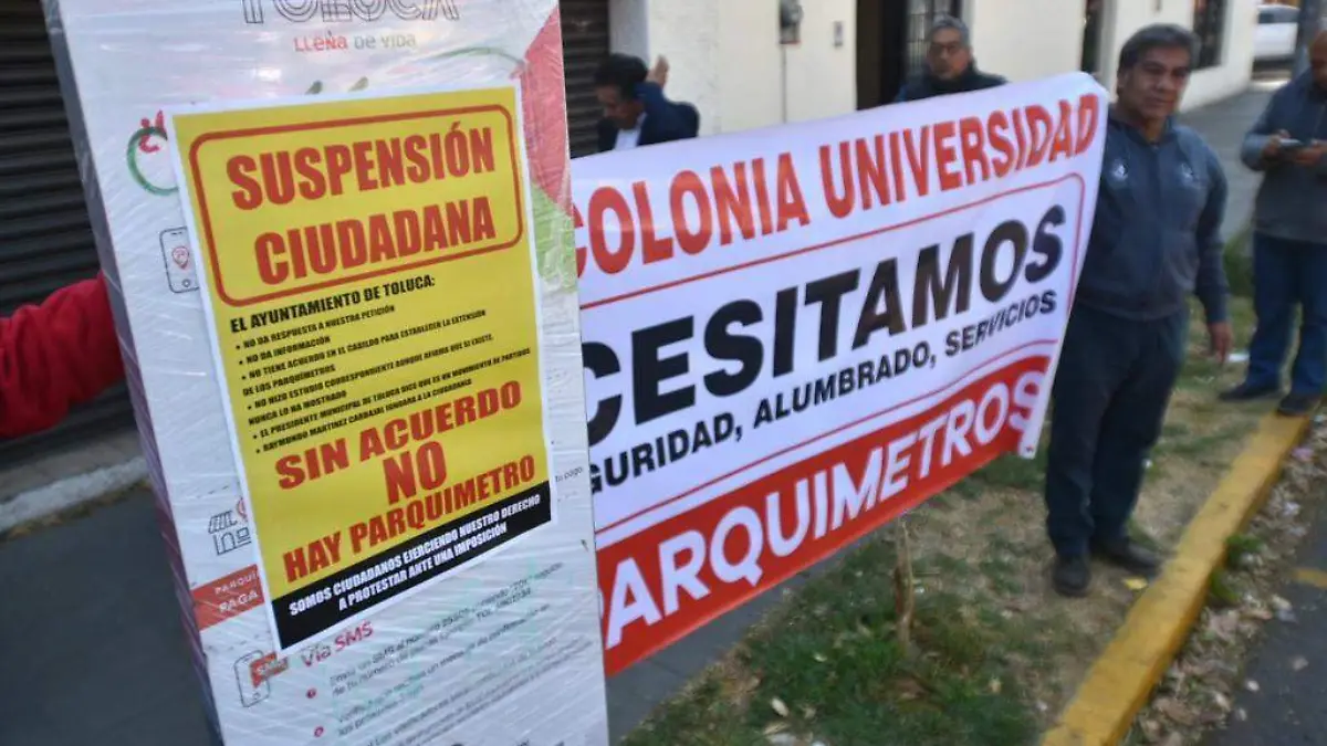 clausura parquímetros Toluca colonia universidad