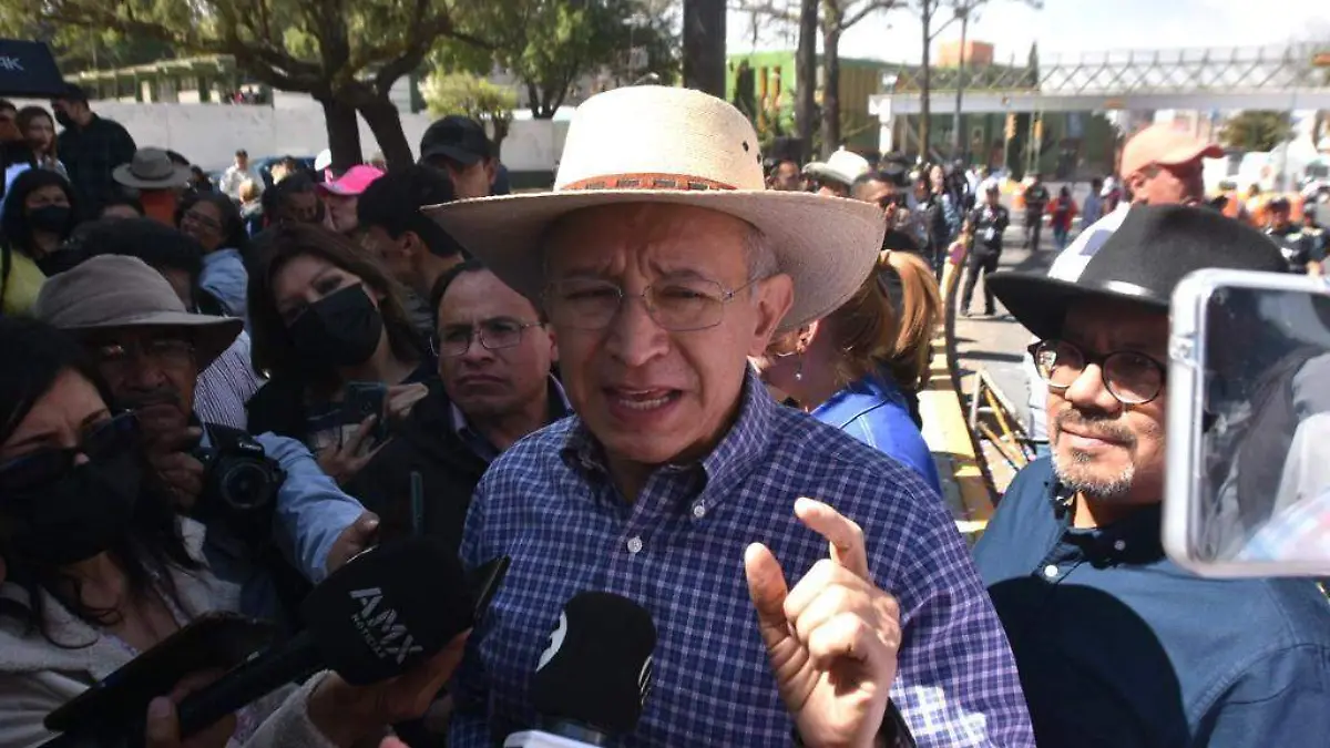 d4436102-4c8b-454c-a409-24a97debba08