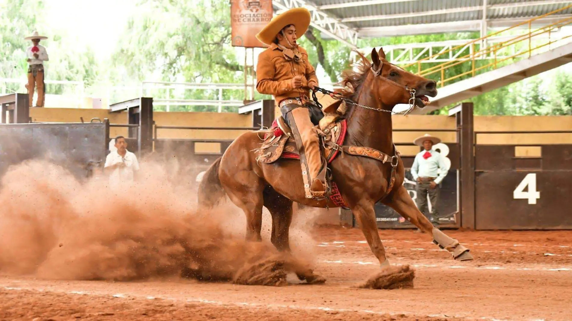 Charros1