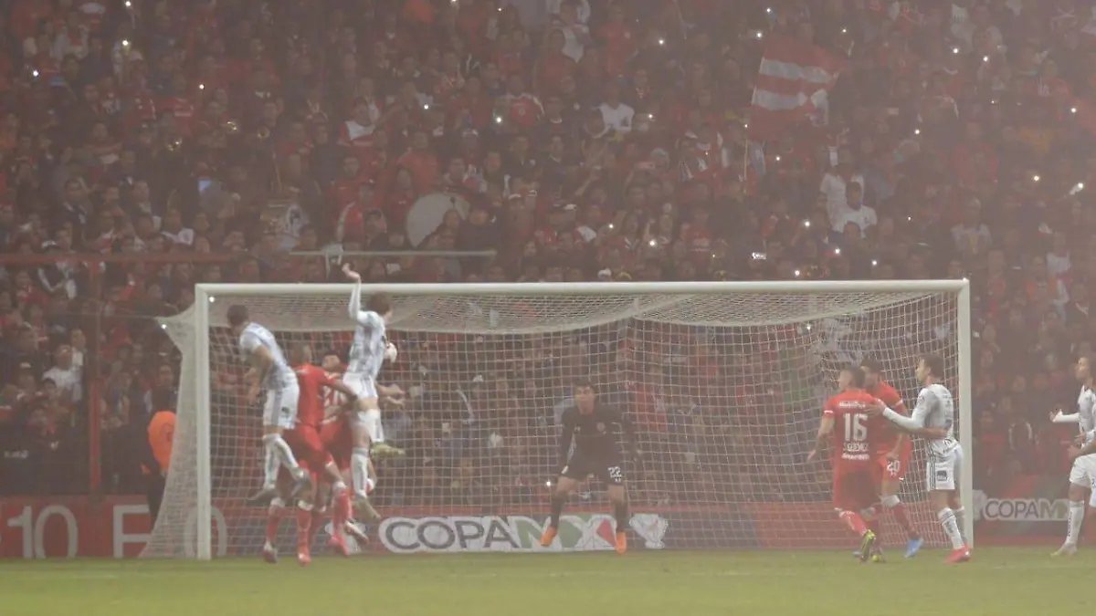 fc7e750f-0889-402a-b112-61d8391bf9af