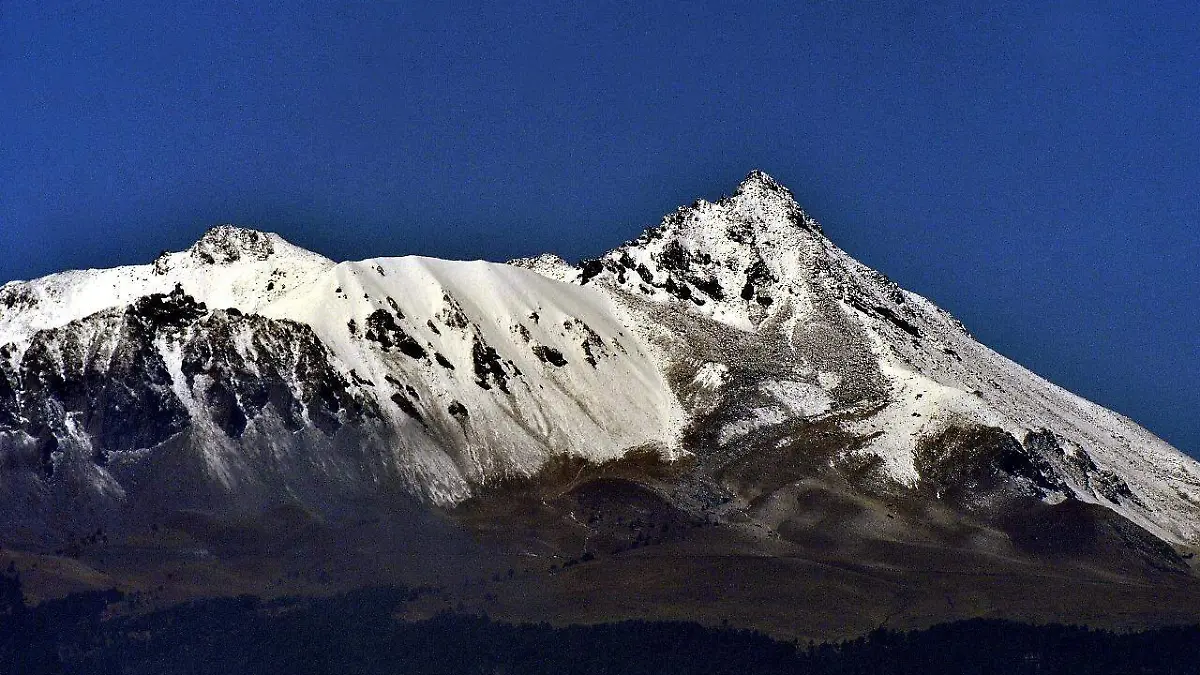 242d9f66-916f-4c9d-985c-5b203a47bc6f