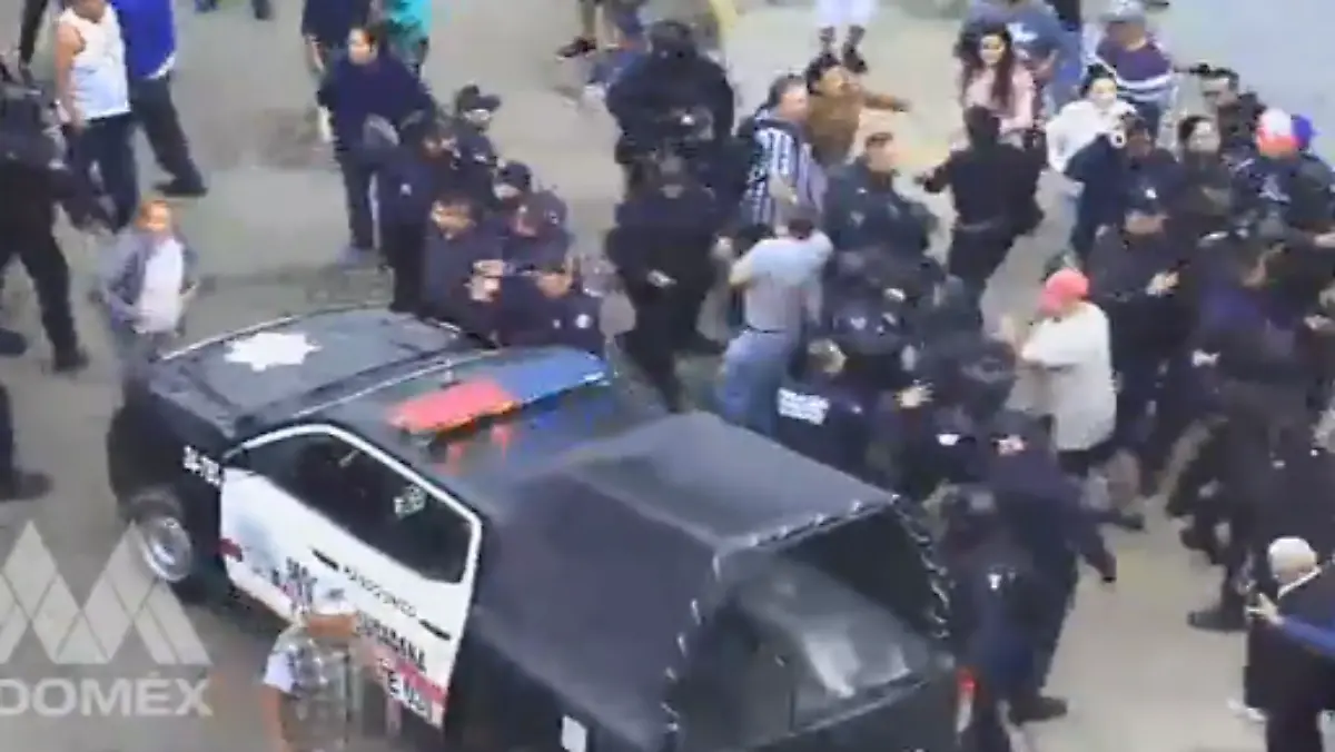policía