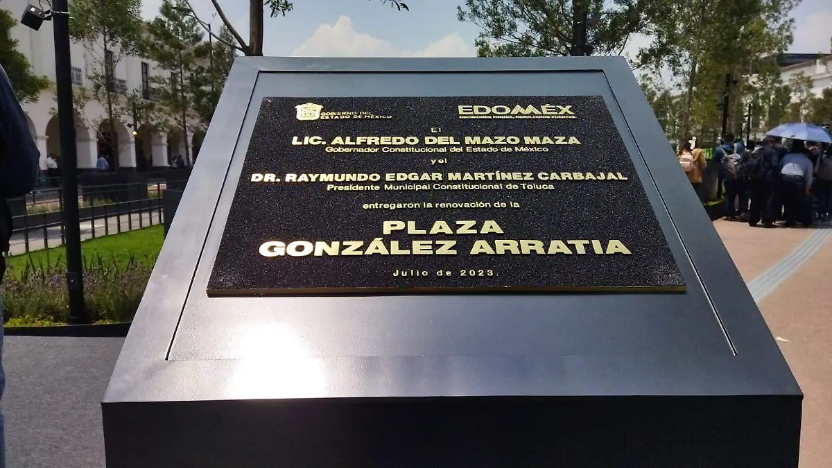 plaza gonzales