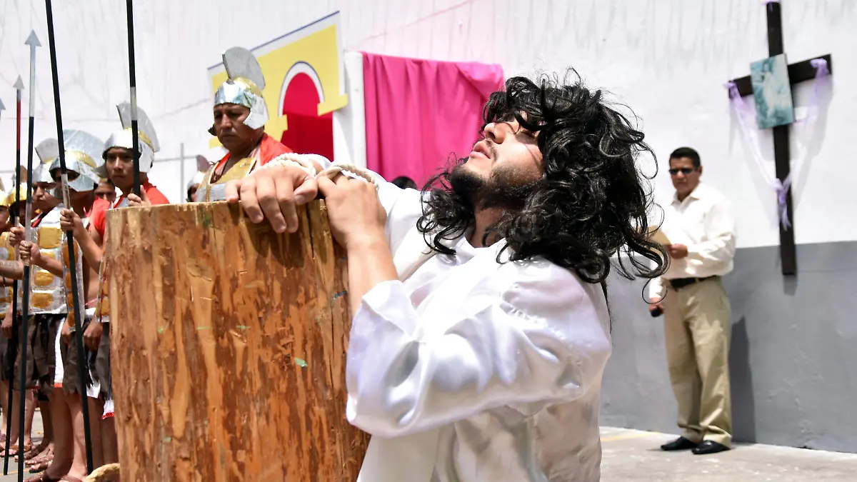 LR-VIACRUCIS EN PENAL DE IXTLAHUACA0021