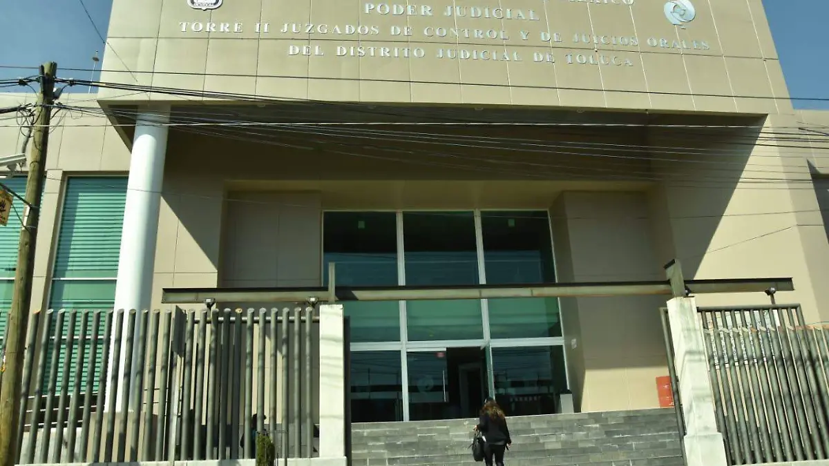 c9cd8d00-f1e8-4833-9459-108c7760039a