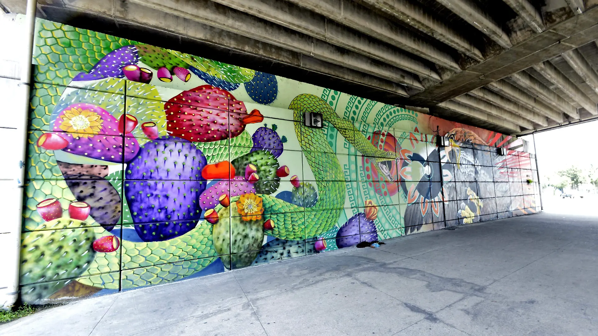 MURAL01