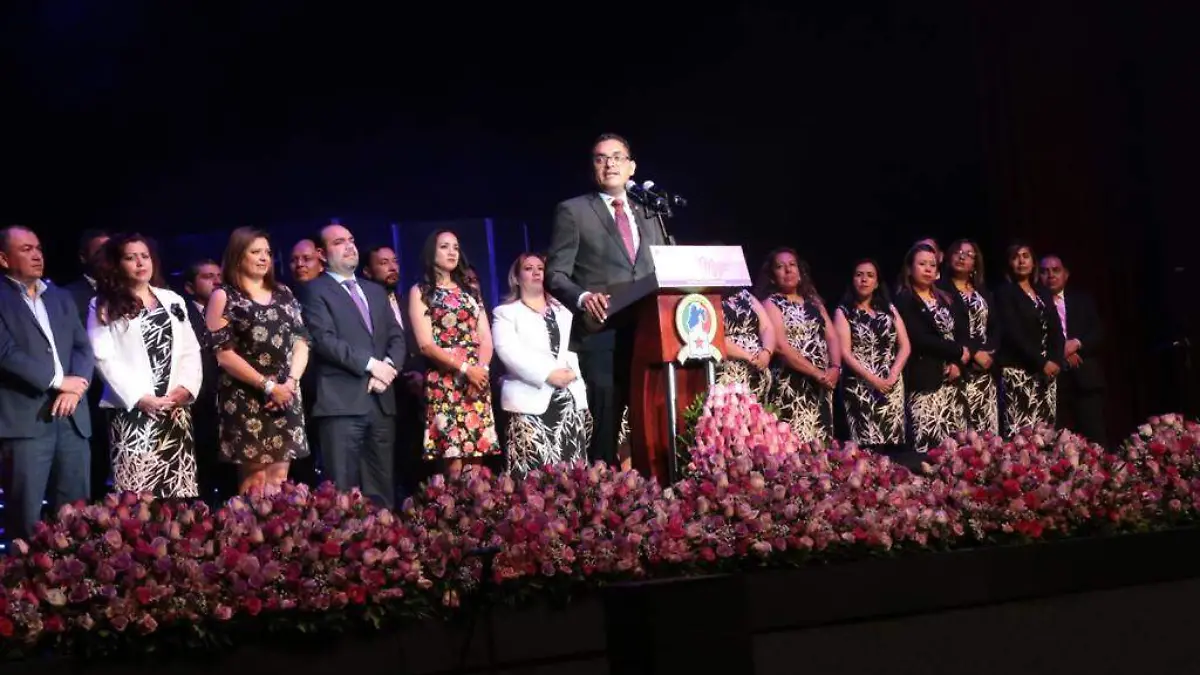 edcba5d0-eab4-476e-aee5-425880f9af93