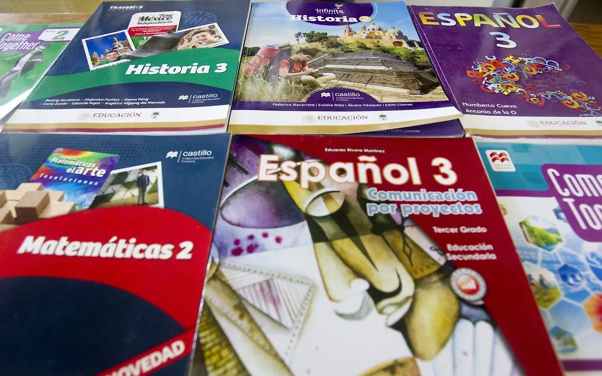932834_Libros de Texto Educación02_web
