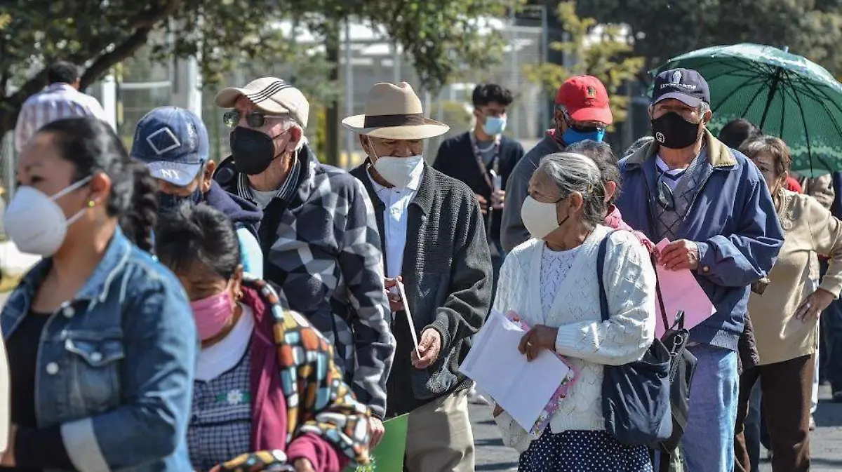 VACUNACION_REFUERZO_ADULTOS_MAYORES_DCV-5