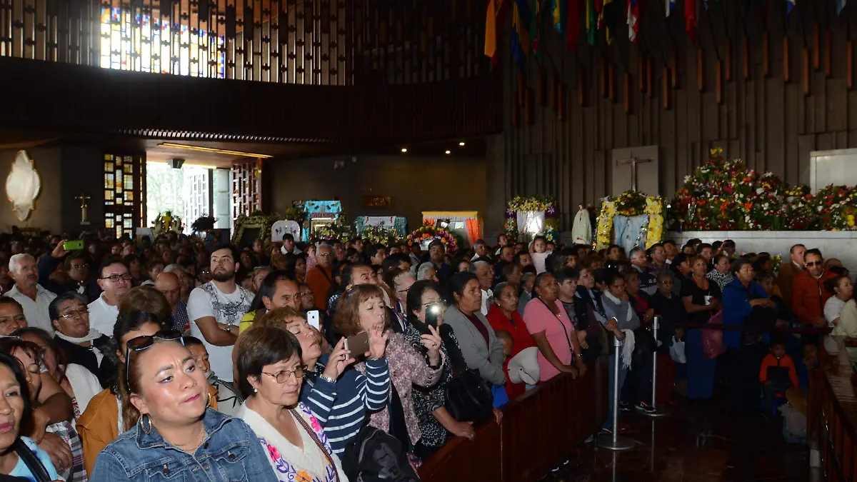 Misa en lla Basilica Ms18