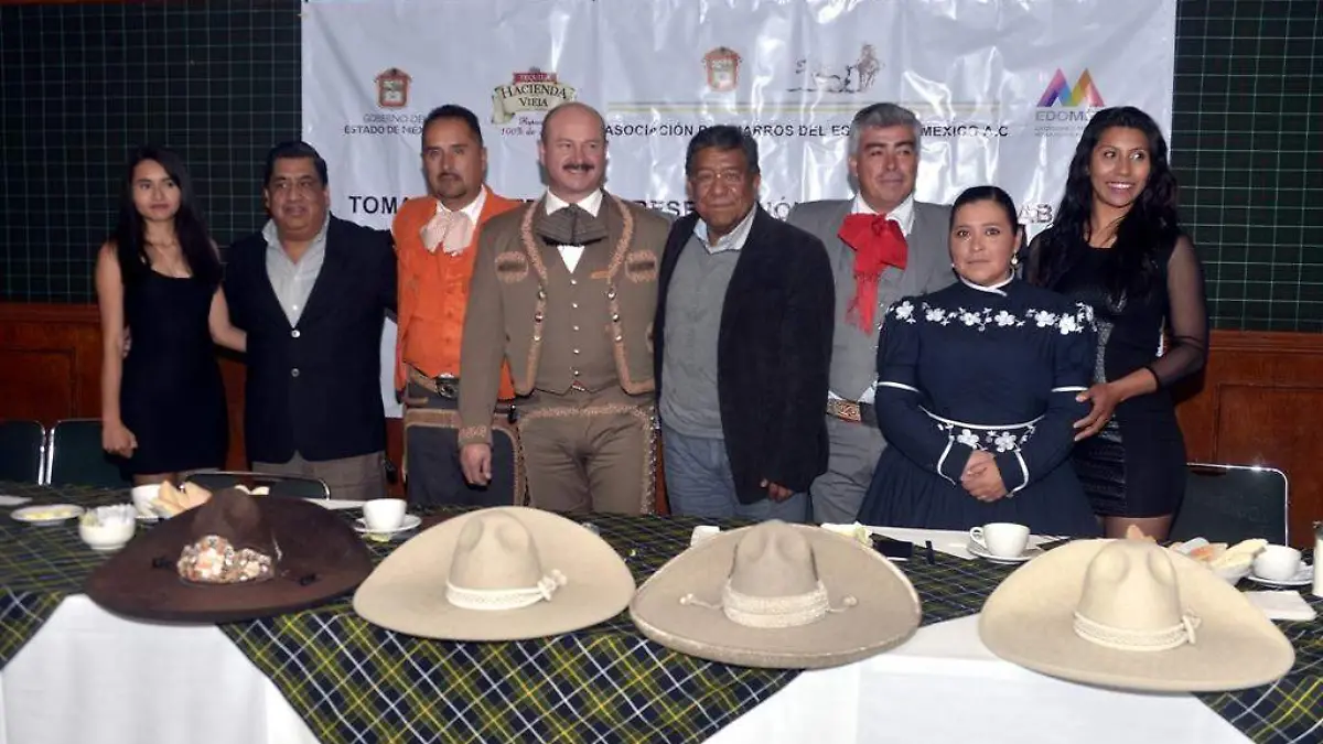 Charros1