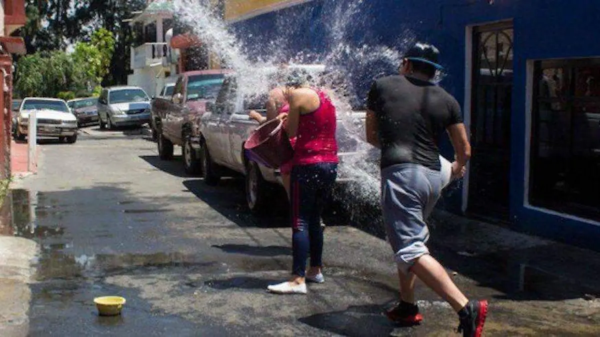 Gobierno-CDMX-prepara-multas-desperdicio-agua-sábado-de-gloria